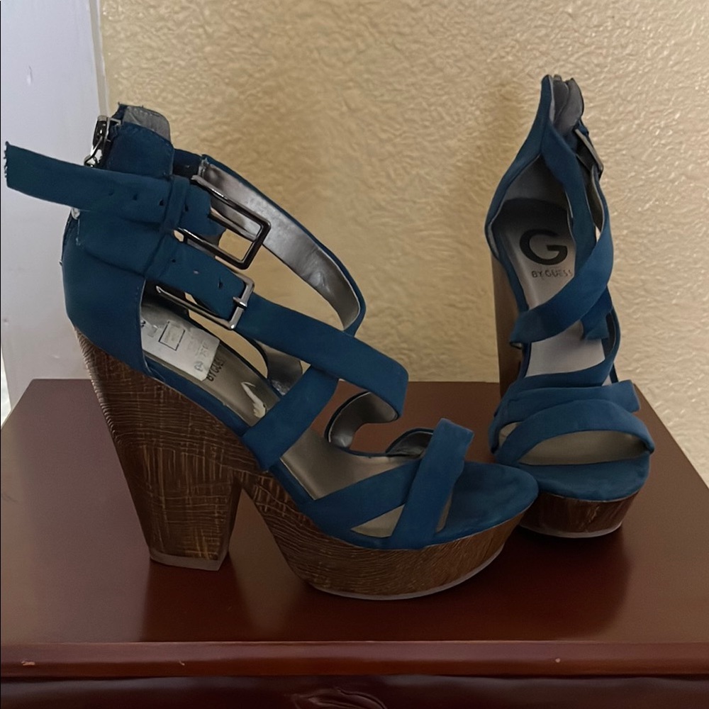 G by Guess Blue Platform Sandals with Strappy Design